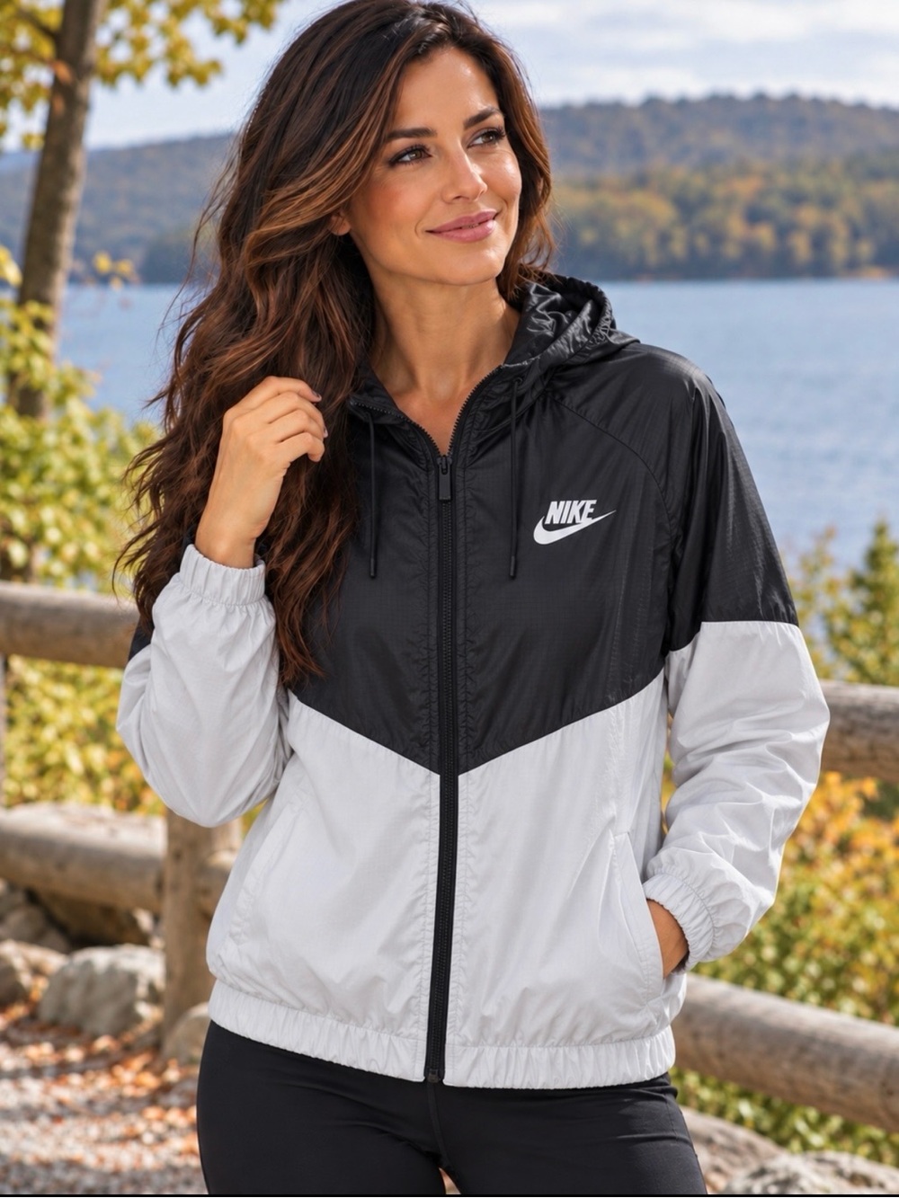 Nike Jacket Windrunner Two-Tone Hooded Jacket Size - Large